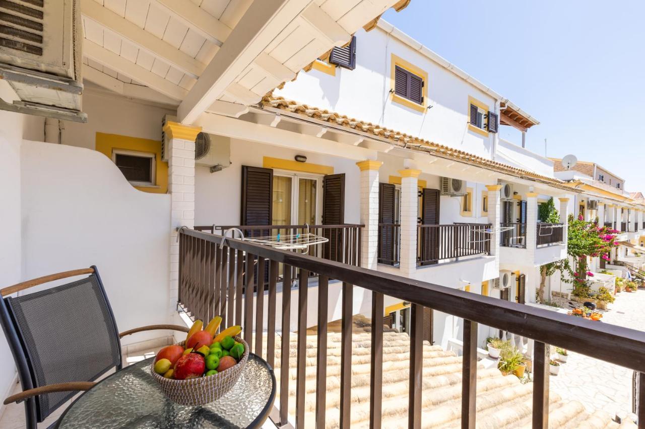 Dora Pool By Konnect,150m From The